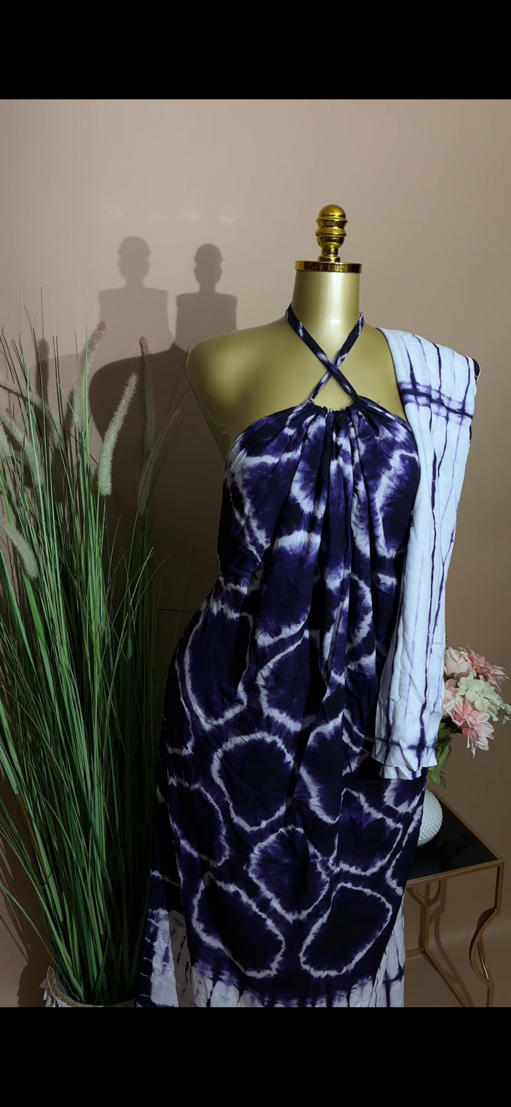 Backless Dera